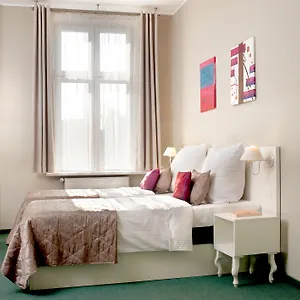 Hotel apartamentowy Leone
